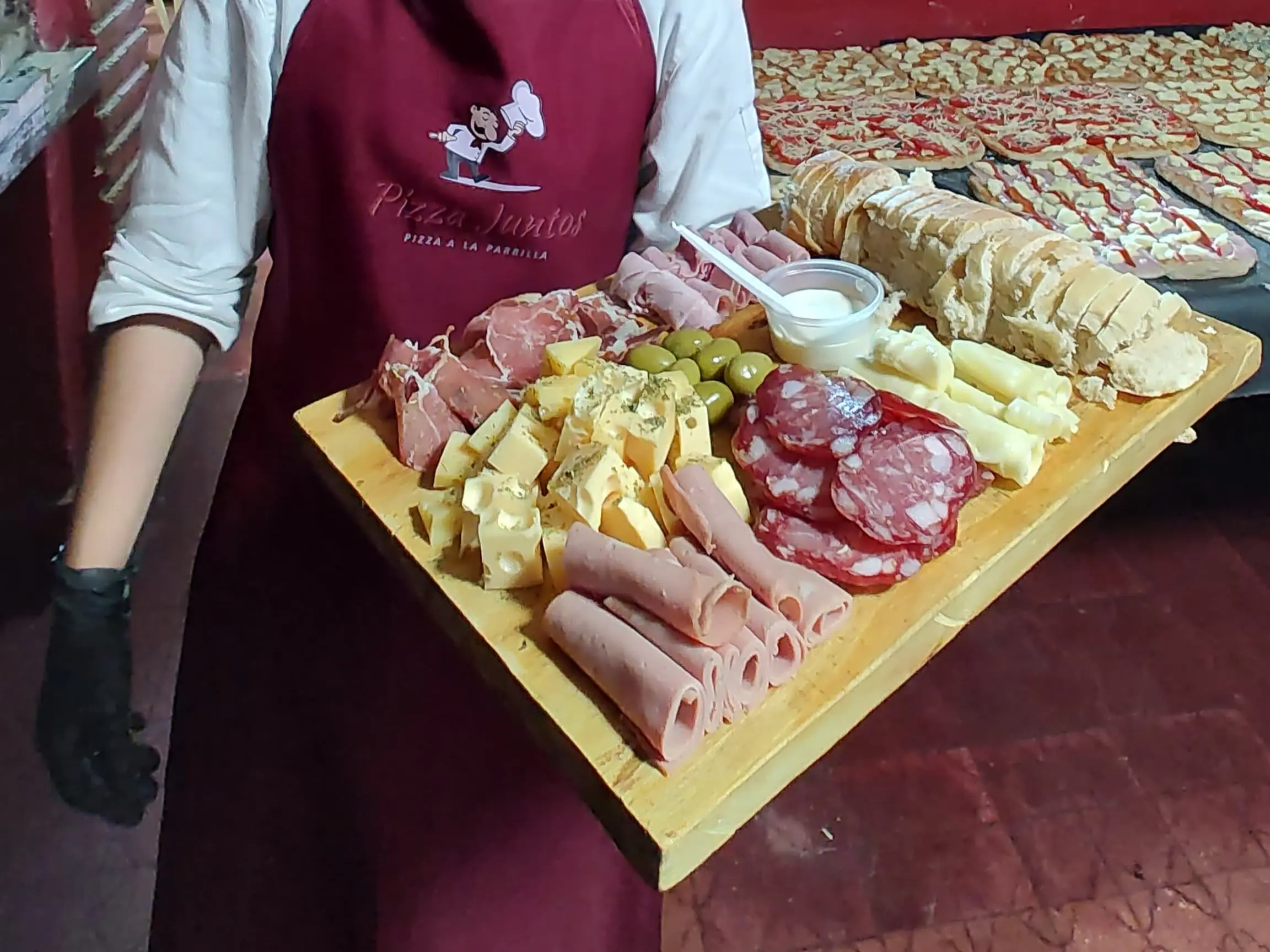 Tabla de campo con fiambres y quesos para eventos en Córdoba